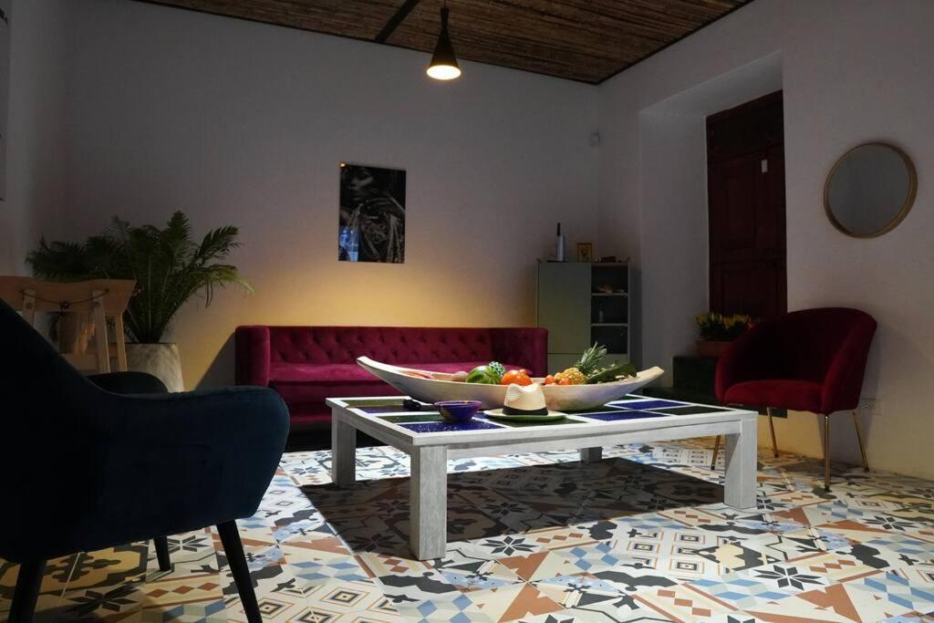 Вілла Nueva En San Antonio Cali, La Casa De Tona Екстер'єр фото