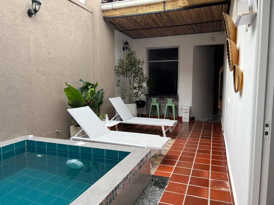 Вілла Nueva En San Antonio Cali, La Casa De Tona Екстер'єр фото